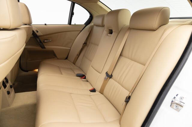 2004 BMW 5 Series 545i