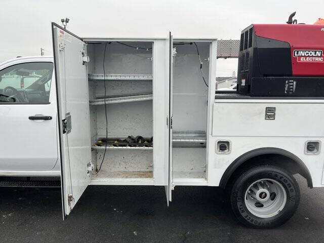 2021 Chevrolet Silverado 3500HD CC