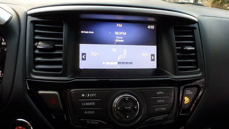 2020 Nissan Pathfinder S