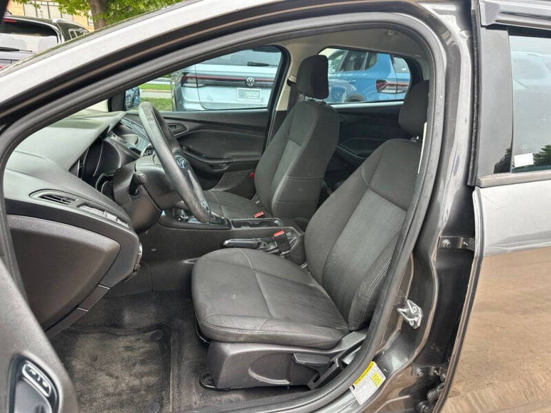 2016 Ford Focus S