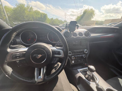 2019 Ford Mustang EcoBoost
