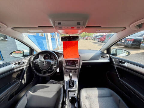 2015 Volkswagen Golf TDI S