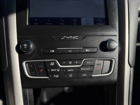 2020 Ford Fusion SEL