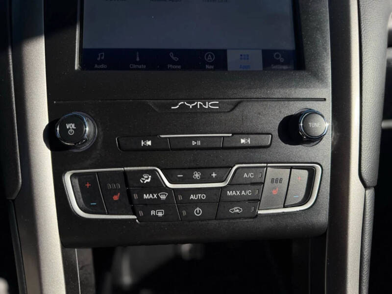 2020 Ford Fusion SEL