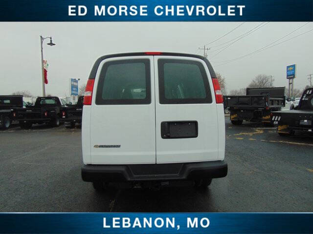 2025 Chevrolet Express 2500