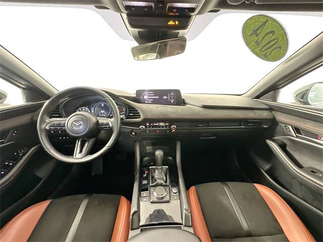 2024 Mazda Mazda3 Hatchback 2.5 Carbon Turbo