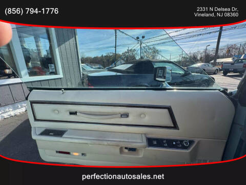 1976 Ford Thunderbird 2D Hardtop