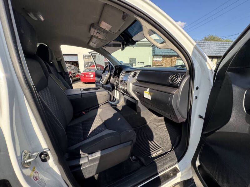 2019 Toyota Tundra SR5