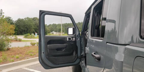 2025 Jeep Gladiator Sport