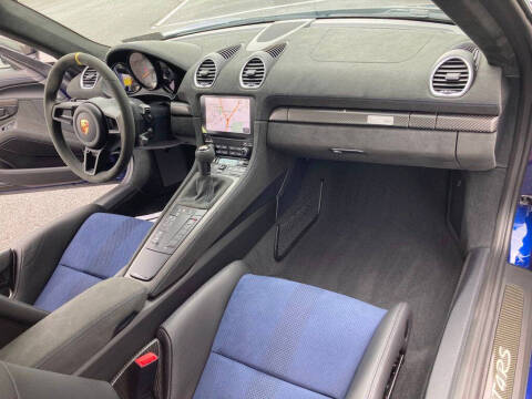 2023 Porsche 718 Cayman GT4 RS