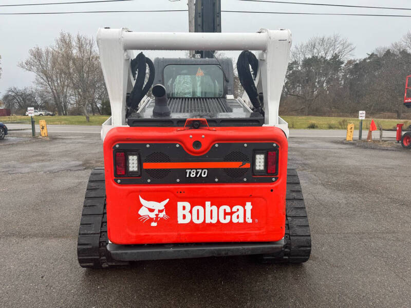 2022 Bobcat T870