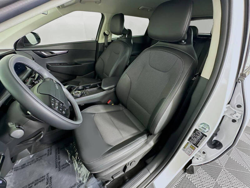 2025 Kia EV6 Light Long Range
