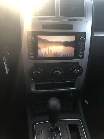 2009 Dodge Charger SE