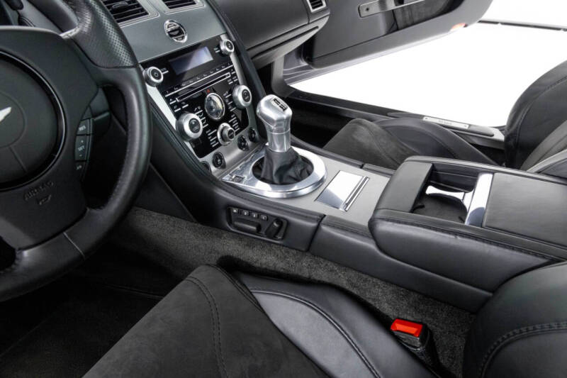 2009 Aston Martin DBS