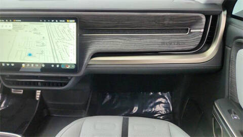 2023 Rivian R1T Adventure