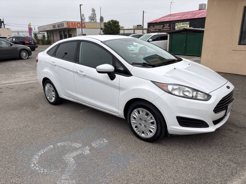 2014 Ford Fiesta S