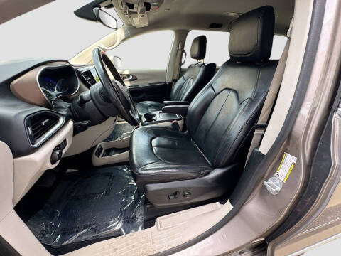 2018 Chrysler Pacifica Touring L Plus