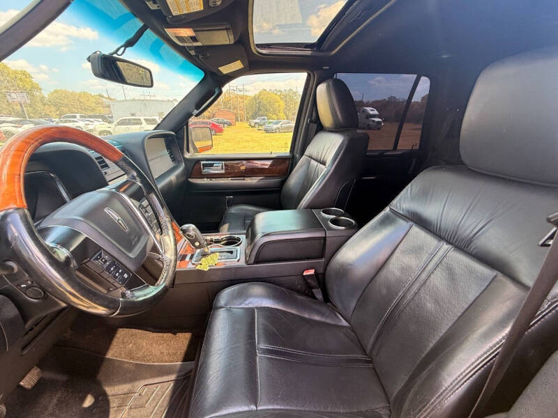 2016 Lincoln Navigator Select