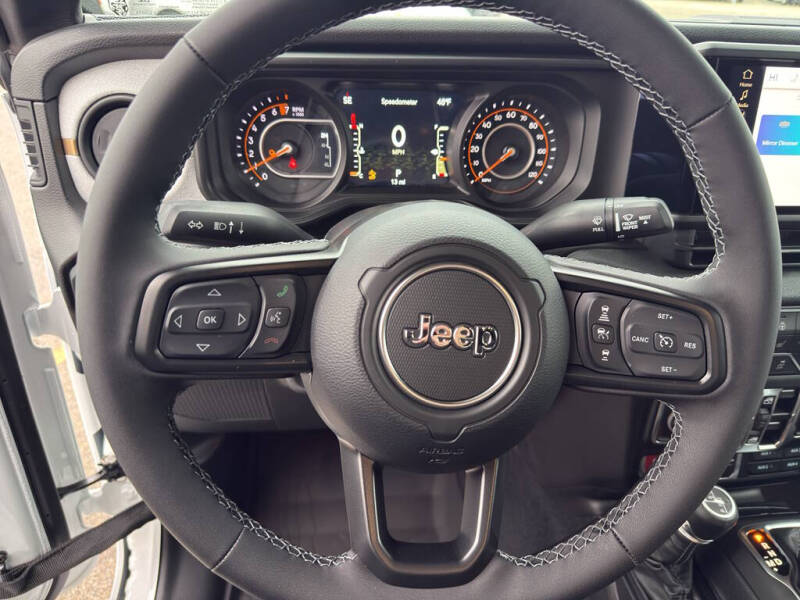 2026 Jeep Gladiator Sport