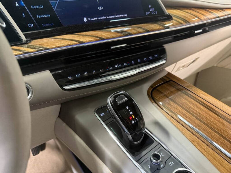 2021 Cadillac Escalade ESV Sport Platinum