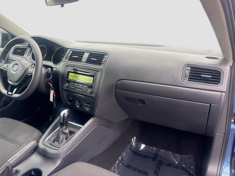 2015 Volkswagen Jetta