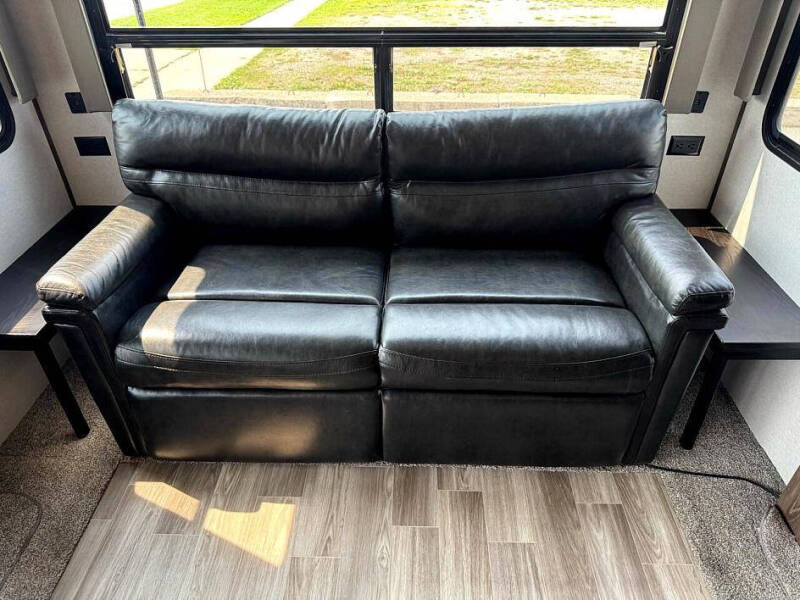 2019 Forest River Heritage Glen