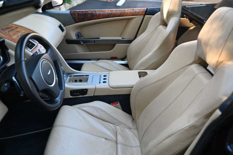 2007 Aston Martin DB9 Volante