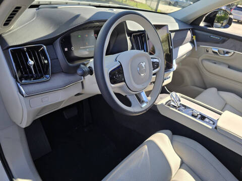 2026 Volvo XC90 B6 Ultra Dark 7P