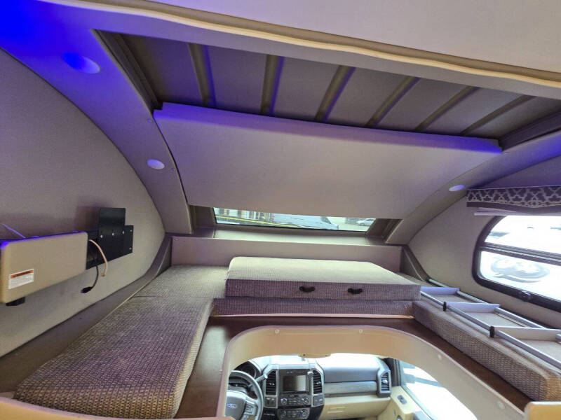 2020 Thor Motor Coach Omni