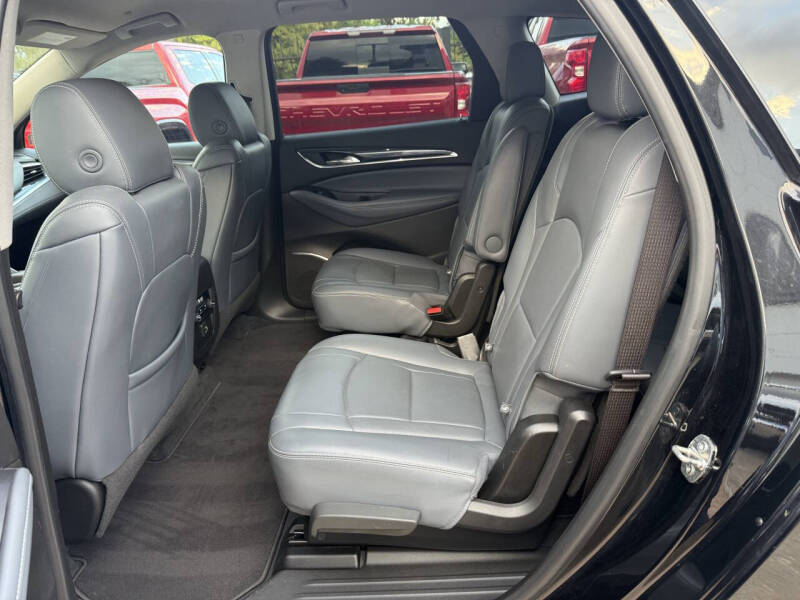 2021 Buick Enclave Essence