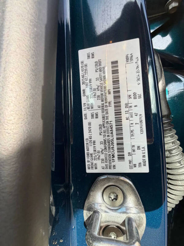 2020 Ford Escape Titanium