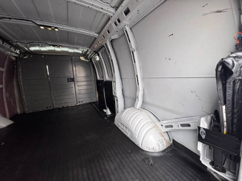 2019 Chevrolet Express 2500