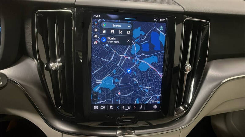 2023 Volvo XC60 B5 Core