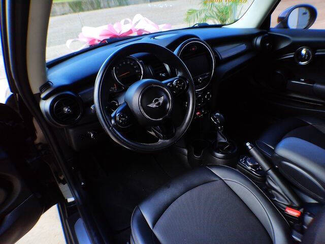 2017 MINI Hardtop 2 Door Cooper