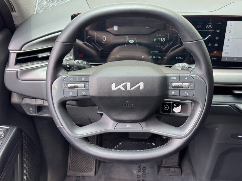 2026 Kia EV9 Light Long Range