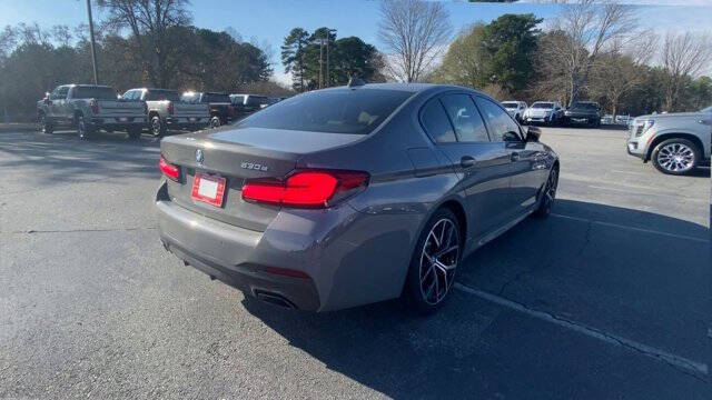 2022 BMW 5 Series 530e