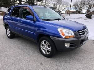 2007 Kia Sportage for sale at Calco Auto Sales in Johnston RI