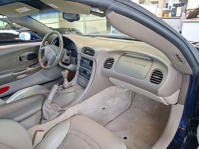 2004 Chevrolet Corvette
