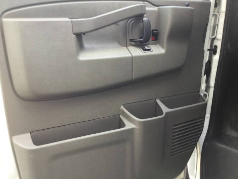 2023 Chevrolet Express 2500