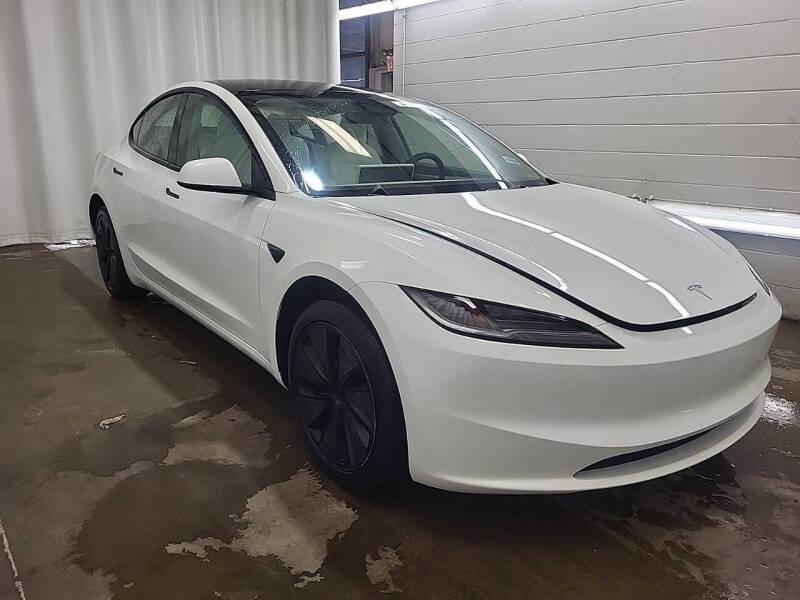 2025 Tesla Model 3 Long Range