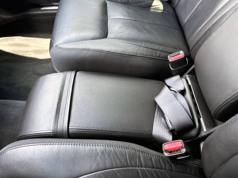 2010 Cadillac DTS Pro Coachbuilder Limo