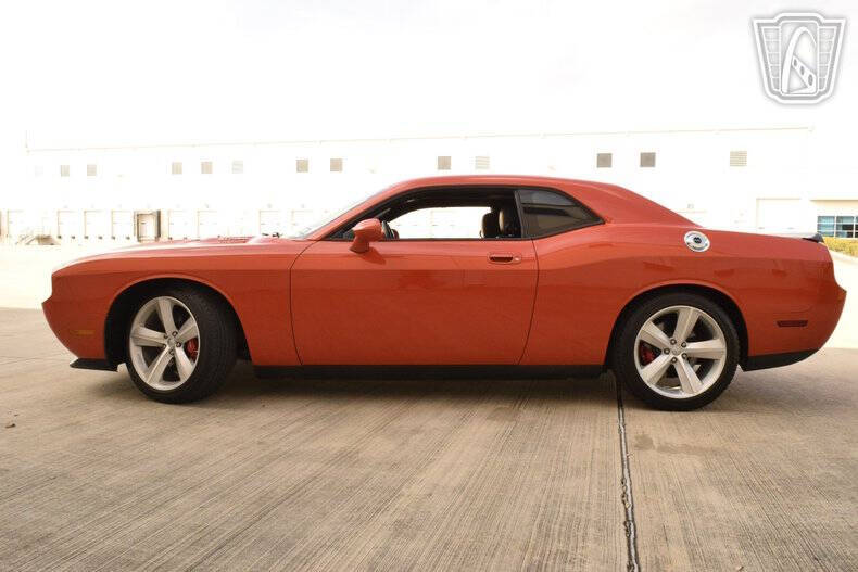 2008 Dodge Challenger SRT8