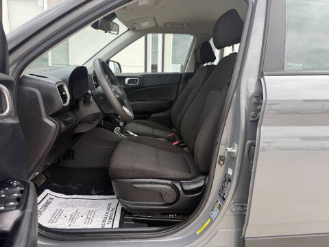2021 Hyundai Venue SE