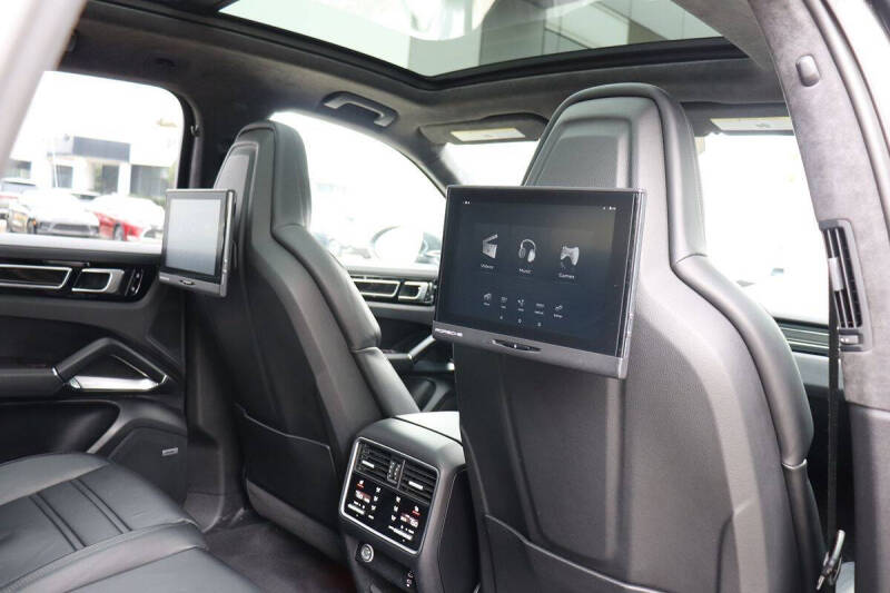 2020 Porsche Cayenne Turbo