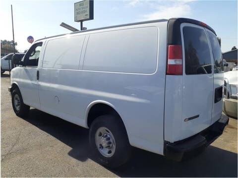 2017 Chevrolet Express 2500