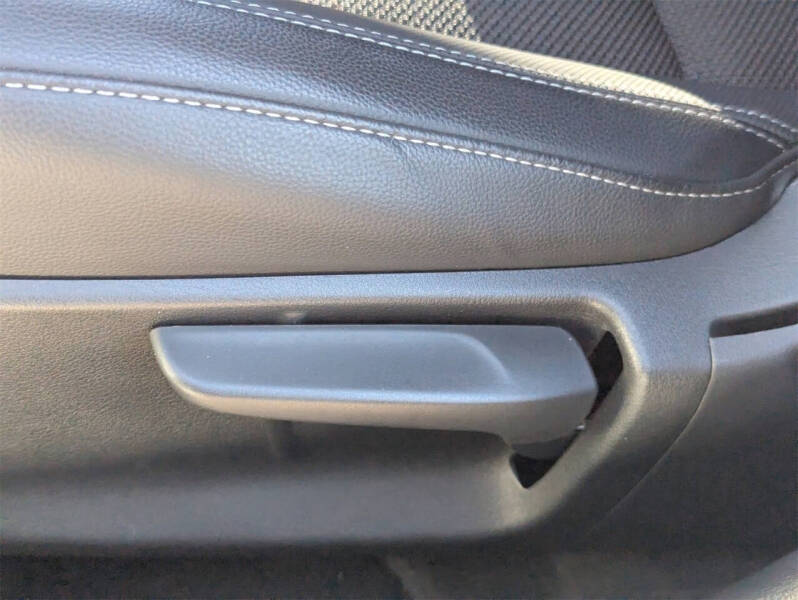 2024 Mazda CX-50 2.5 S Select