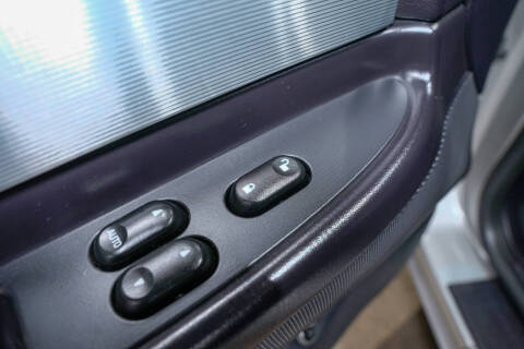 2004 Ford Thunderbird Deluxe