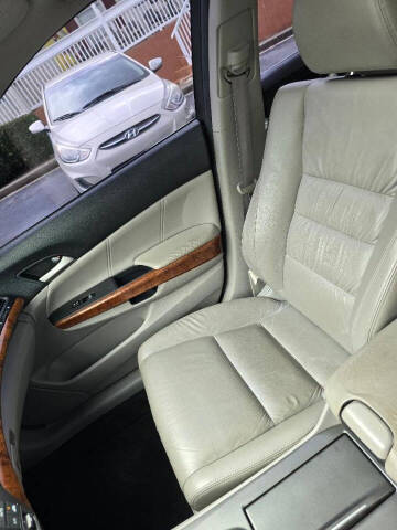 2012 Honda Accord EX-L V6 w/Navi