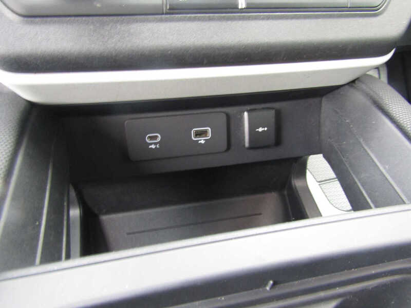 2022 Land Rover Defender 110 X-Dynamic SE