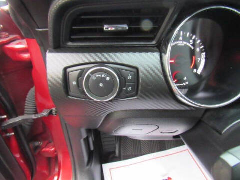 2017 Ford Mustang V6